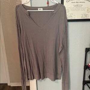 BKE Women's Ribbed Gray V-Neck Sweatshirt